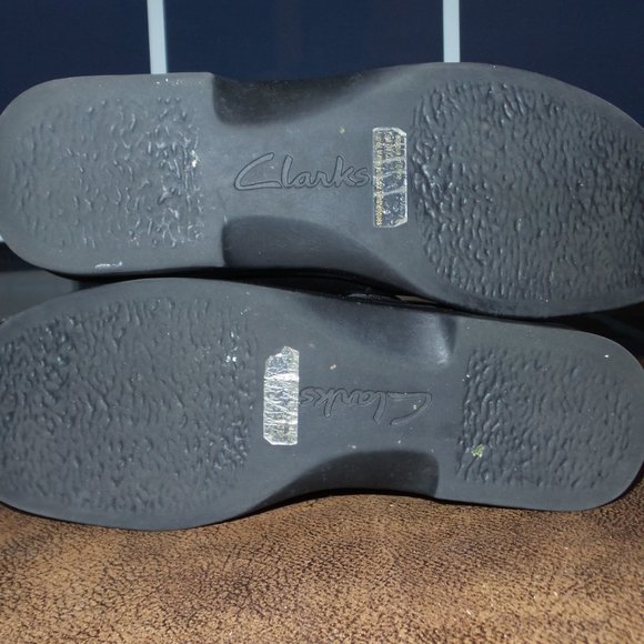 *SOLD* Clarks Black Leather Mule Slide - Picture 5 of 6